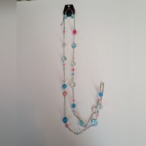 Paparazzi Necklace and Earring set